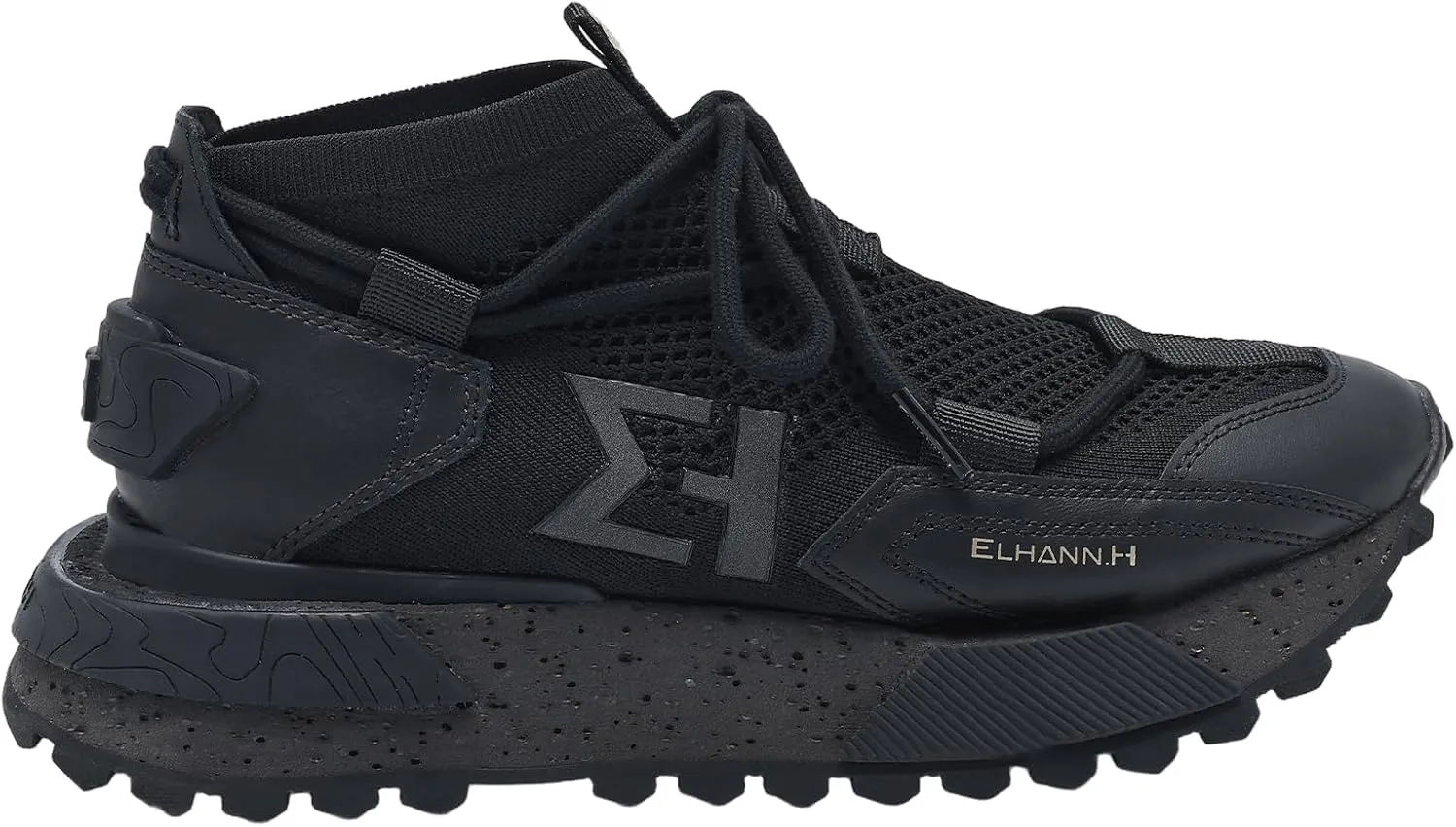 ELHANN.H The NSJ Sneakers Mix of Modernity & Graphic, with a Dynamics Touch.