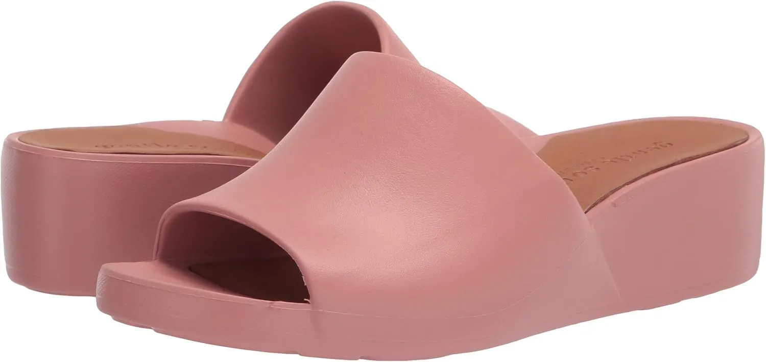 Gentle Souls by Kenneth Cole Women's Gisele Eva Wedge Sandal Heeled