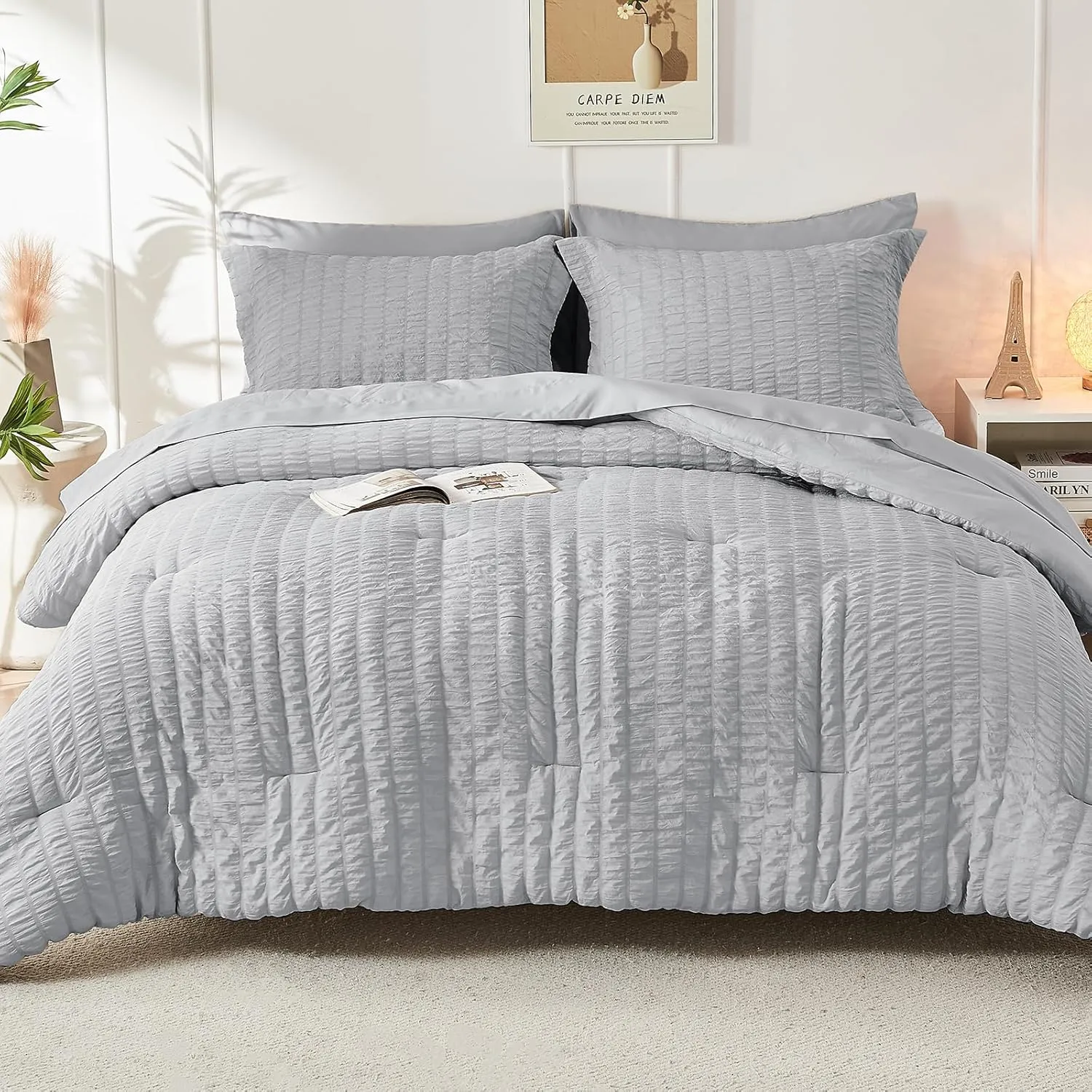 HYMOKEGE Light Grey Queen Comforter Set Seersucker 7 Pieces, All Season Luxury Bed in a Bag for Bedroom, Bedding Set with Comforters, Sheets, Pillowcases & Shams