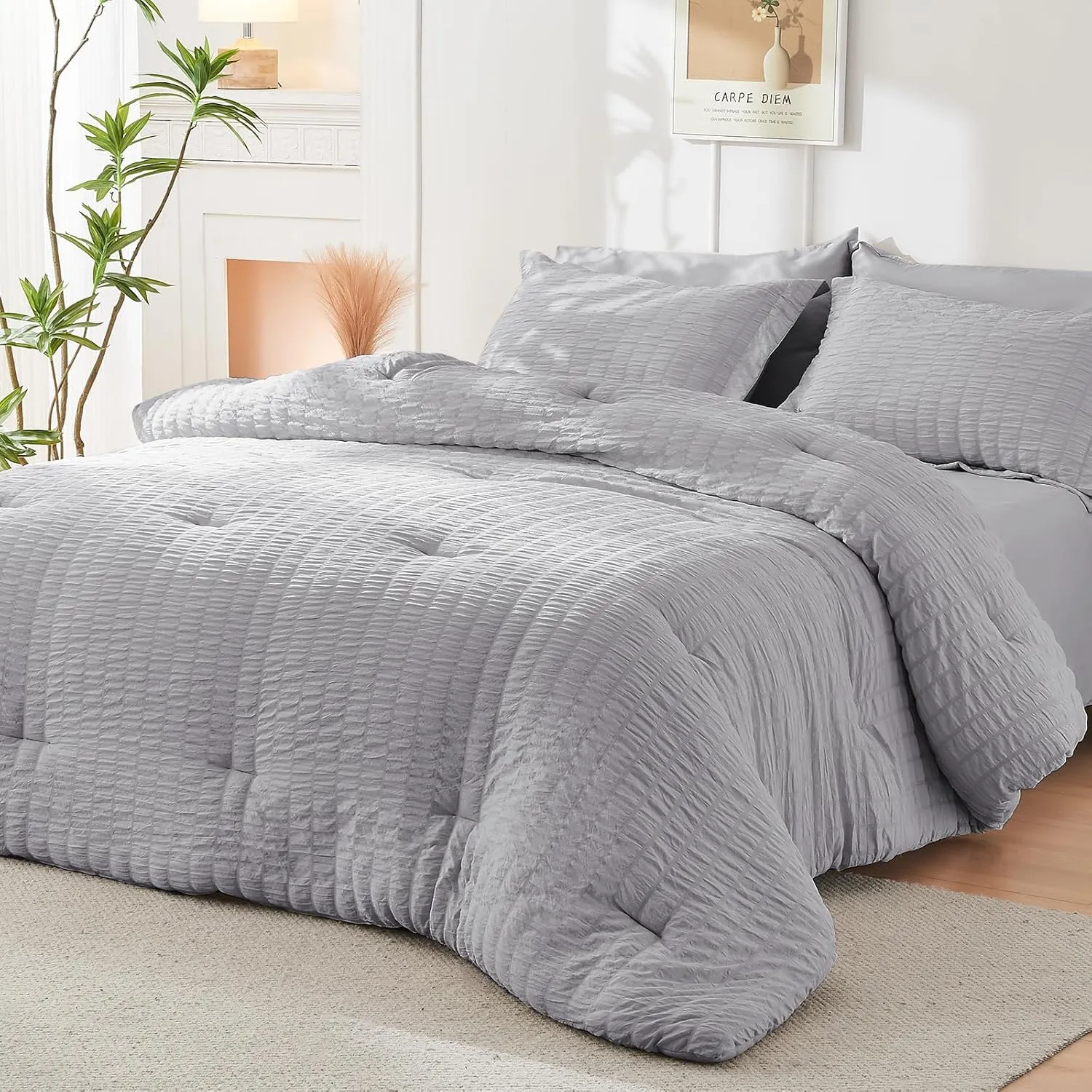 HYMOKEGE Light Grey Queen Comforter Set Seersucker 7 Pieces, All Season Luxury Bed in a Bag for Bedroom, Bedding Set with Comforters, Sheets, Pillowcases & Shams