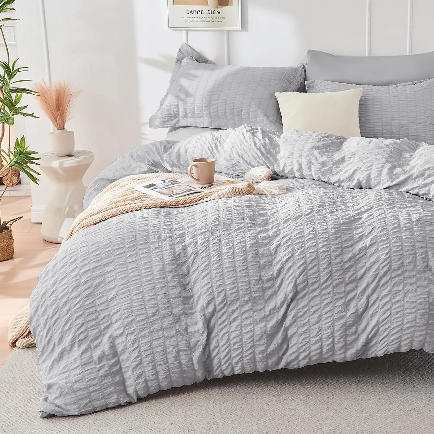 HYMOKEGE Light Grey Queen Comforter Set Seersucker 7 Pieces, All Season Luxury Bed in a Bag for Bedroom, Bedding Set with Comforters, Sheets, Pillowcases & Shams