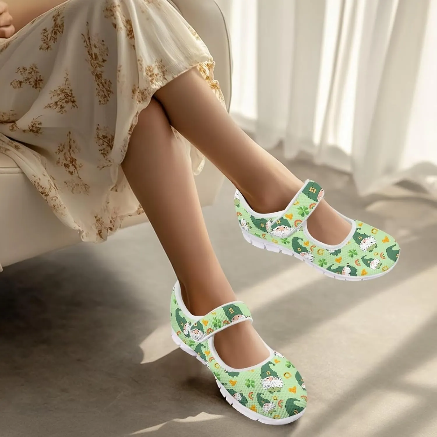 JoyLamoria Women's Wide Shoes with Adjustable Lightweight for Diabetic Edema Arthritis Swollen Feet Green Pickles Print Walking Shoes