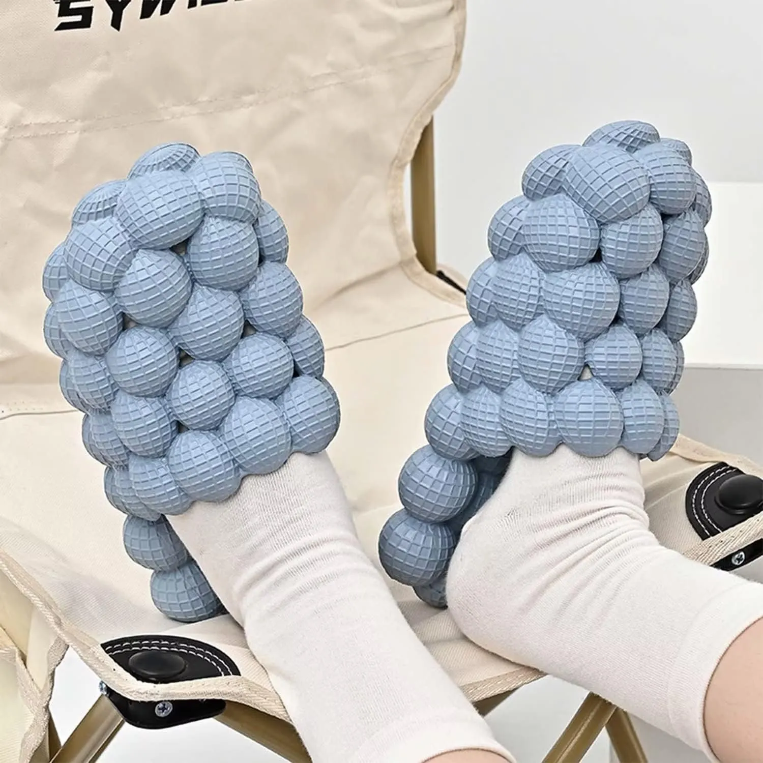 Massage foam sandals Women's men's non-slip cloud slippers Soft and comfortable sandals