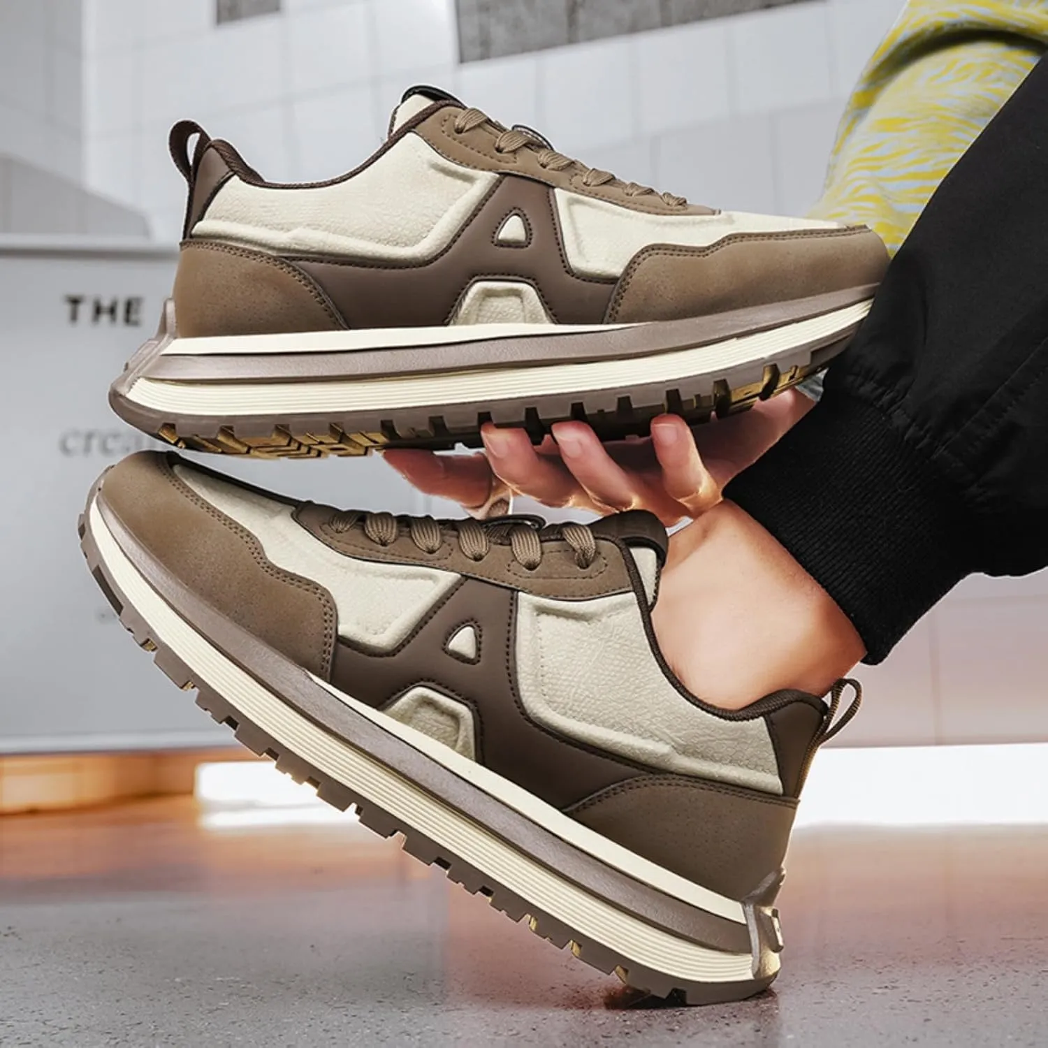Mens Fashion Lace-Up Platform Sneakers Low-Top Round Toe Non Slip Casual Chunky Shoes for Gym Sports Tennis Jogging Running Walking