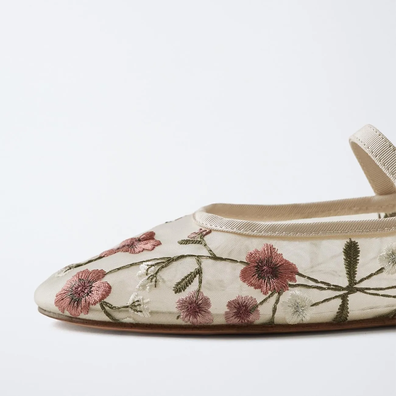 MRKEWUNEY Mesh Ballet Flats for Women Embroidered Floral Round Toe Mary Jane Flats