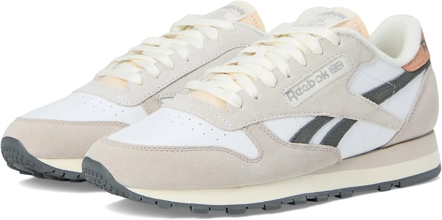 Reebok Unisex Classic Leather Sneakers Legacy, White/Moonstone/Grey 5, 7.5 US Men